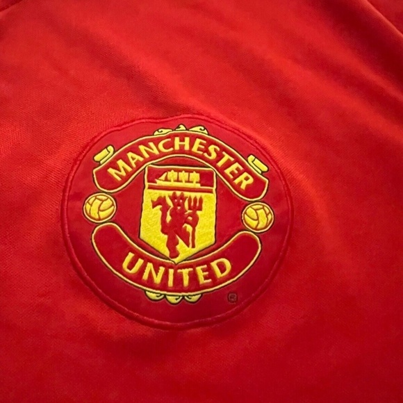 Manchester United Official Merchandise Men's Med Red Rooney #10 Jersey - Picture 4 of 5